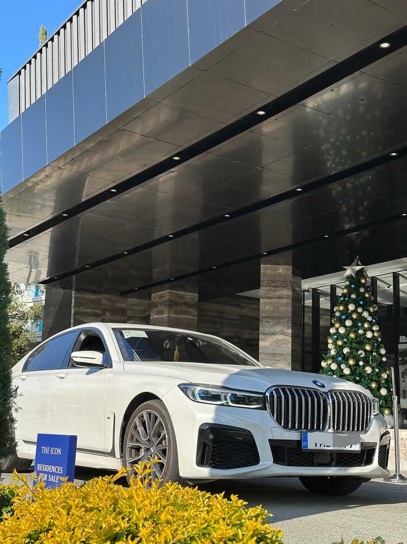 BMW 7-Series 3,0L 2021