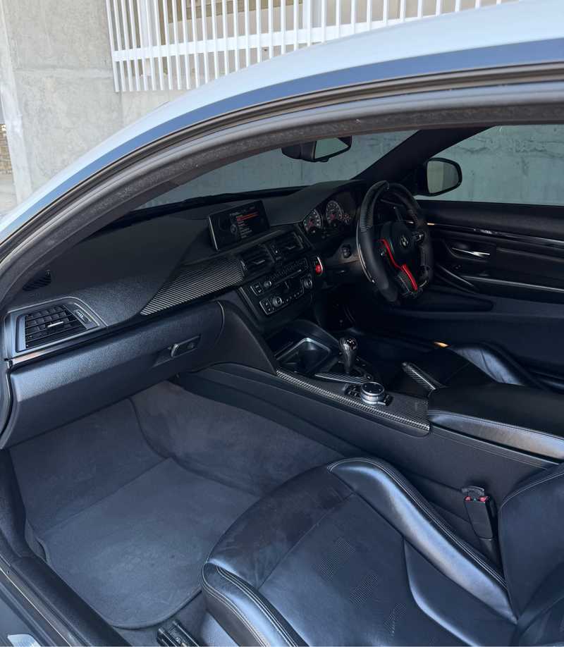 2014 BMW M4 3,0L 2014 Cyprus
