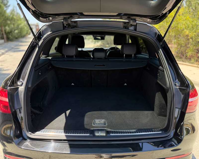 2019 Mercedes-Benz CLC-Class 2,5L 2019 Cyprus