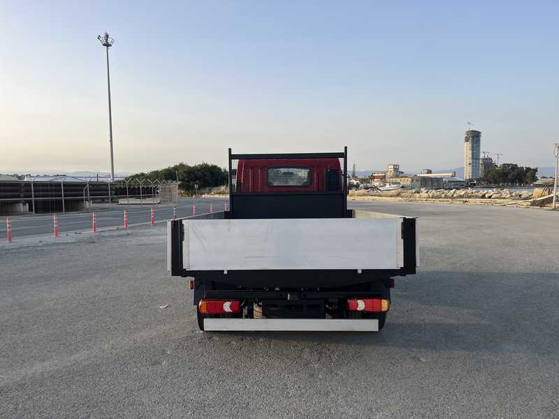 2017 Isuzu Truck 3,0L 2017 Cyprus