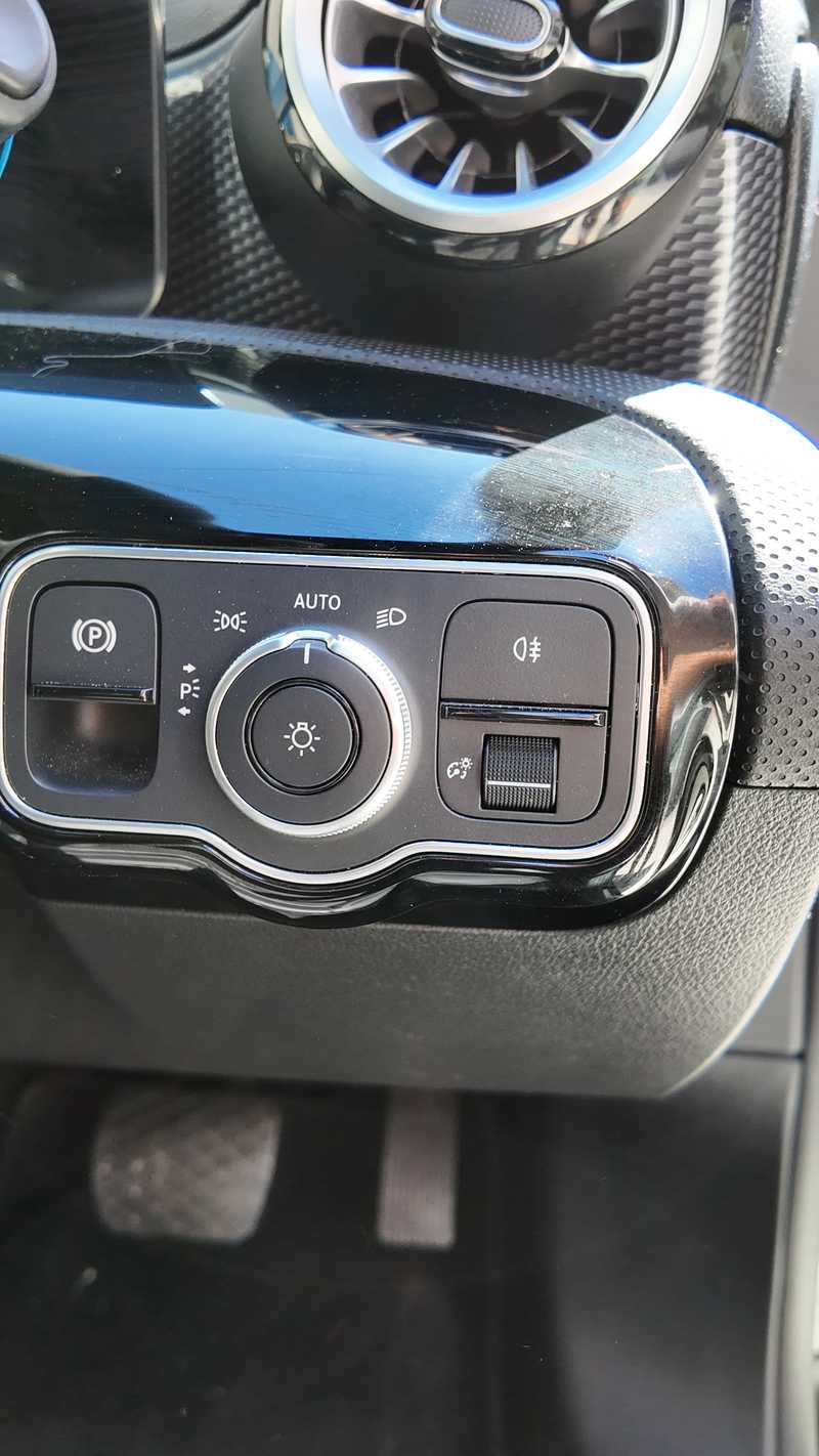2022 Mercedes-Benz A-Class 2,0L 2022 Cyprus