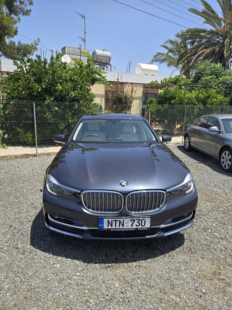 BMW 7-Series 3,0L 2016