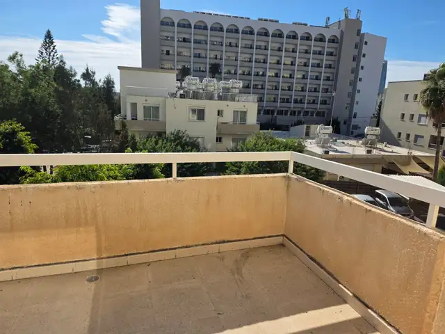 1-bedroom apartment for sale, Limassol — Limassol - Mesa Geitonia