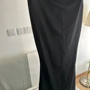 Long black mermaid skirt, Nicosia — Aglantzia