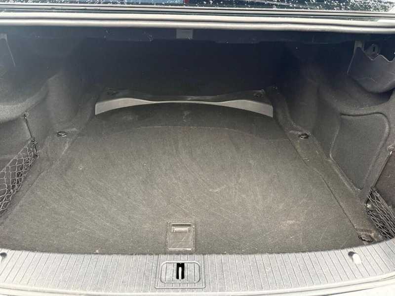 2014 Mercedes-Benz E-Class 2,5L 2014 Cyprus