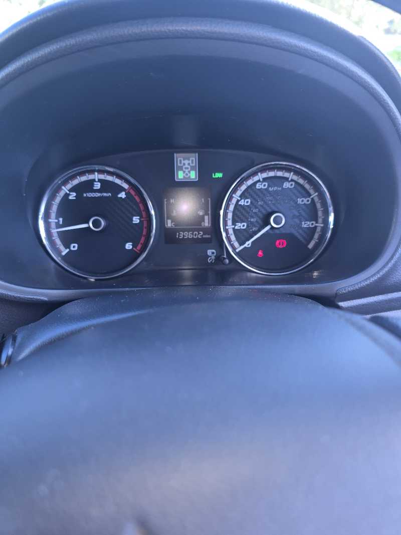 2017 Mitsubishi L200 2,4L 2017 Cyprus