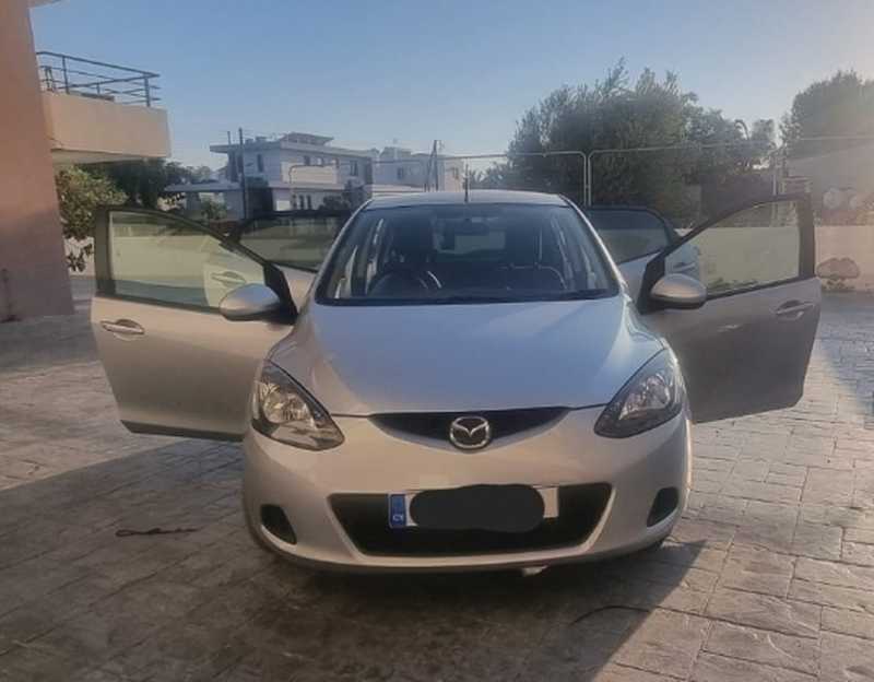 2011 Mazda 2 1,3L 2011 Cyprus