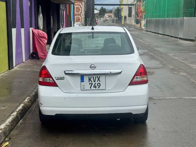Nissan Tiida 1,3L 2006