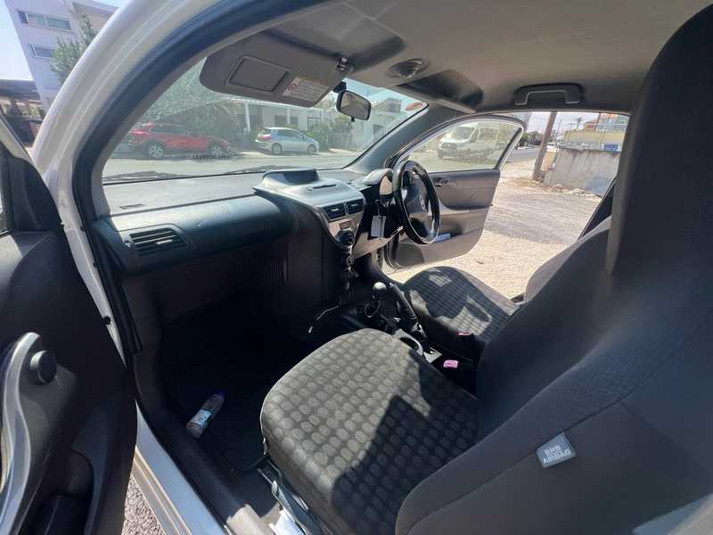 2010 Toyota IQ 1,3L 2010 Cyprus