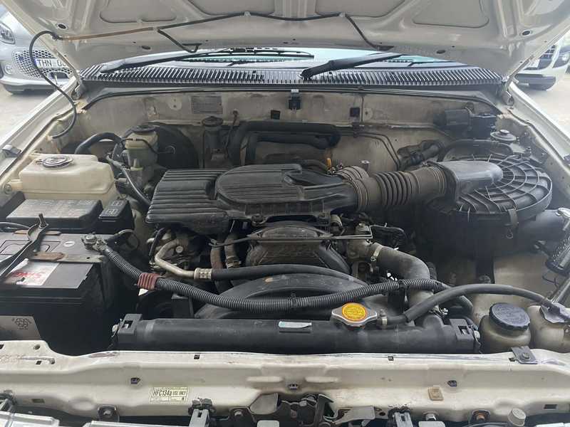 1999 Toyota Hilux 2,8L 1999 Cyprus