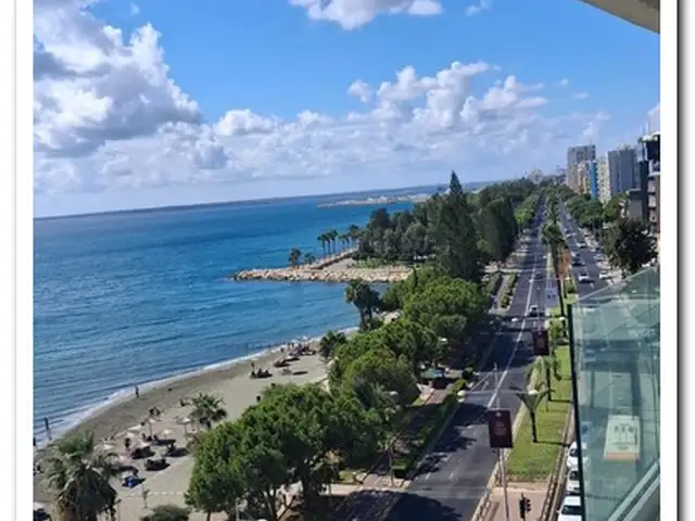 Molos area first line office space 170m2, Επαρχία Λεμεσού — Λεμεσός - Αγία Τριάδα