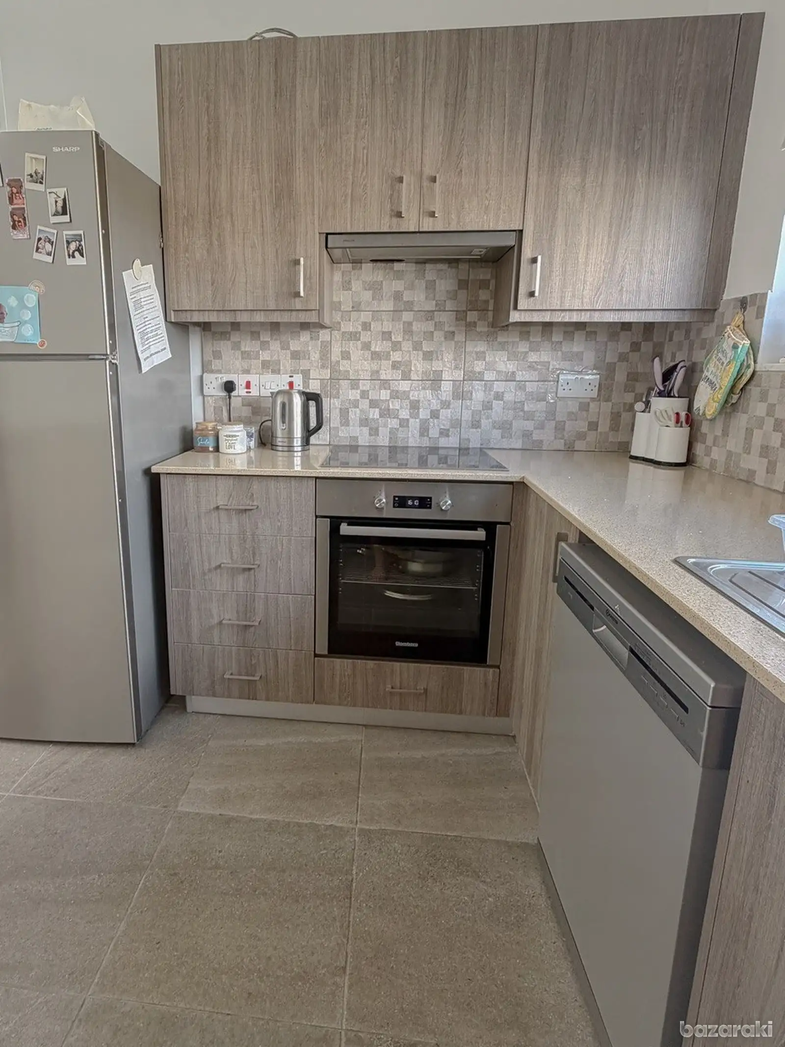 House, 3 bedrooms — 6