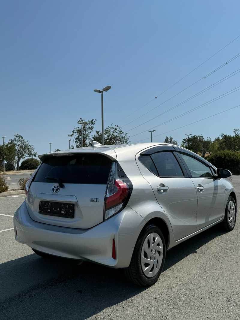 2021 Toyota Aqua 1,5L 2021 Cyprus