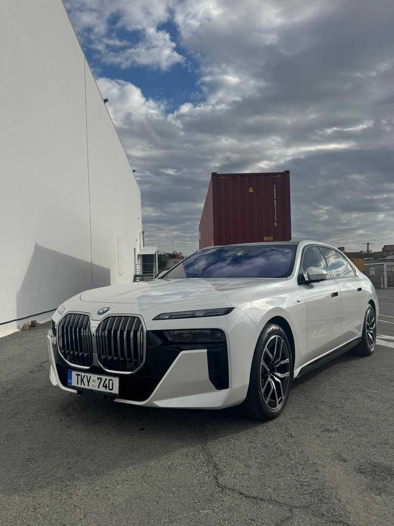 2023 BMW 7-Series 3,0L 2023 Cyprus