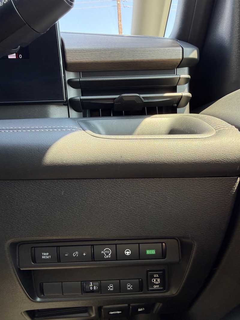 2025 Nissan Serena 2,0L 2025 Cyprus