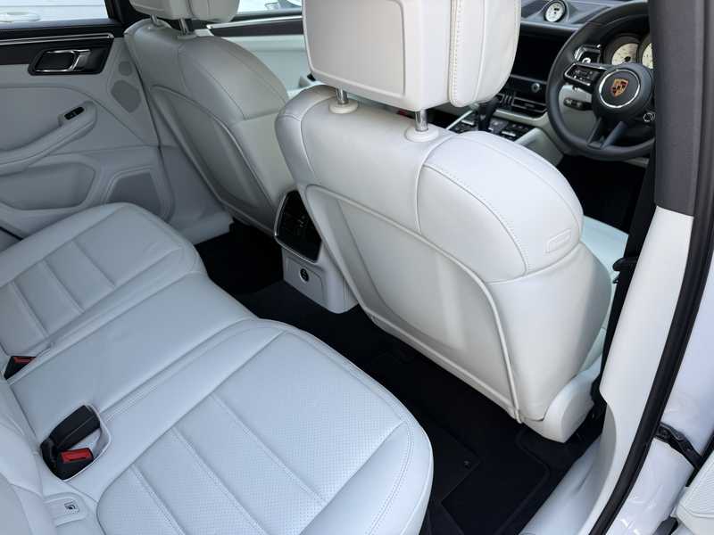 2025 Porsche Macan 2,9L 2025 Cyprus