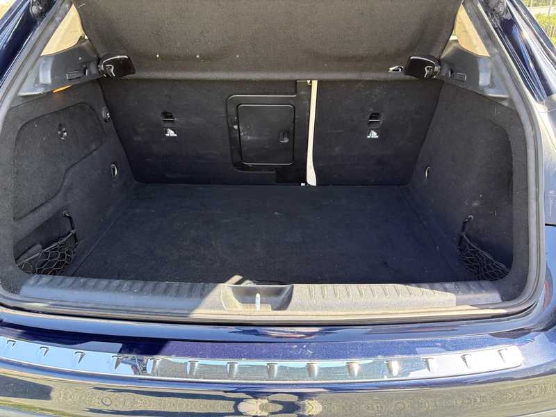 2019 Mercedes-Benz GLA-Class 1,6L 2019 Cyprus