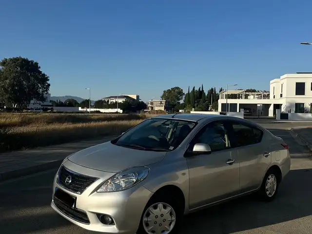 Nissan Latio