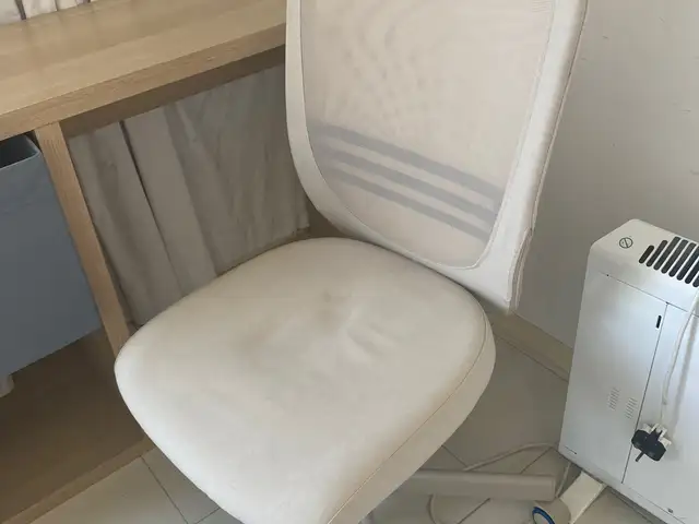 Chair with height adjustment, Επαρχία Λεμεσού — Ιστορικό Κέντρο
