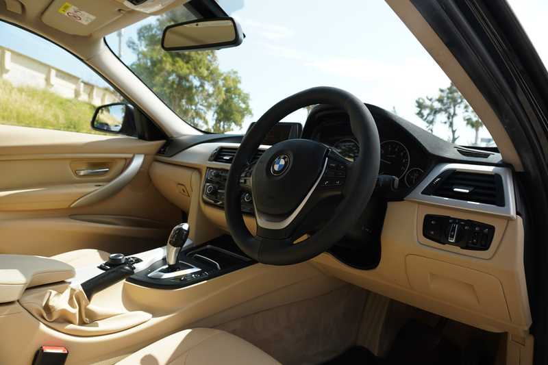 2015 BMW 3-Series 1,5L 2015 Cyprus
