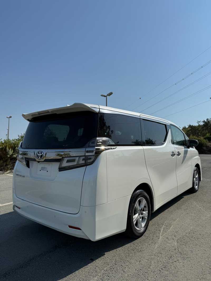 2020 Toyota Vellfire 2,5L 2020 Cyprus