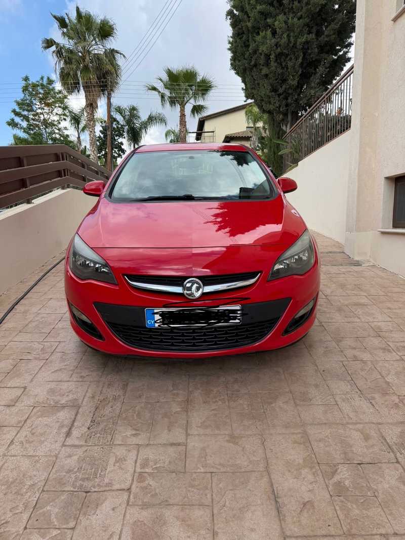 2014 Opel, Vauxhall Astra 2,0L 2014 Cyprus