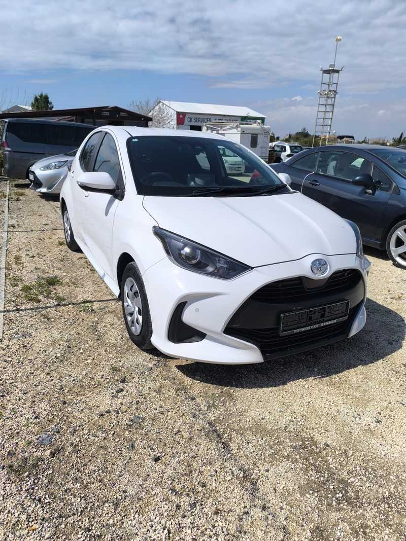 2022 Toyota Yaris 1,5L 2022 Cyprus