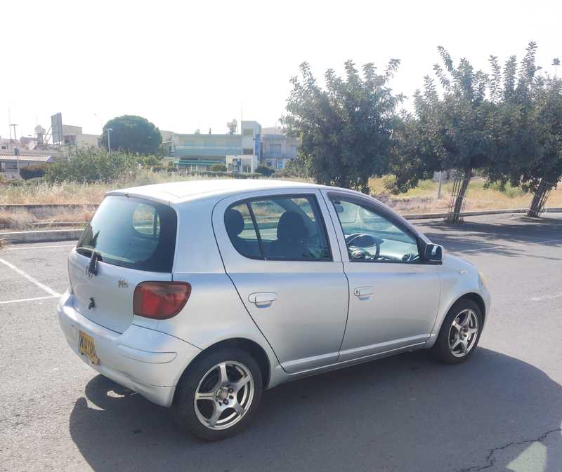 2001 Toyota Vitz 1,3L 2001 Cyprus