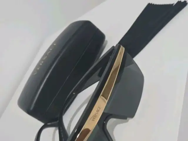 Versace sun glasses, Επαρχία Λευκωσίας — Λατσιά - Άγιος Ελευθέριος