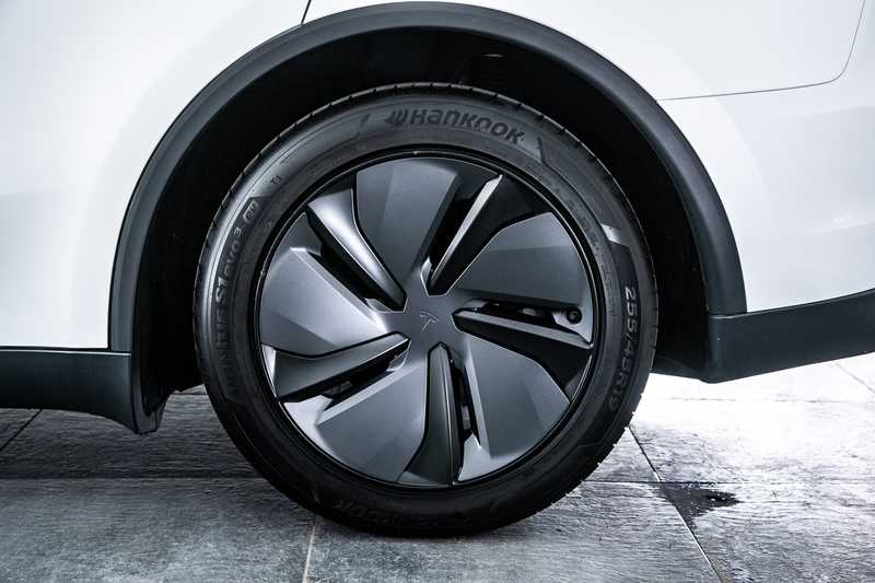 2025 Tesla Model Y Electric 2025 Cyprus