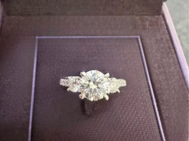 Proposal ring with natural diamonds - gia certificate, Επαρχία Λεμεσού — Λεμεσός - Λινόπετρα