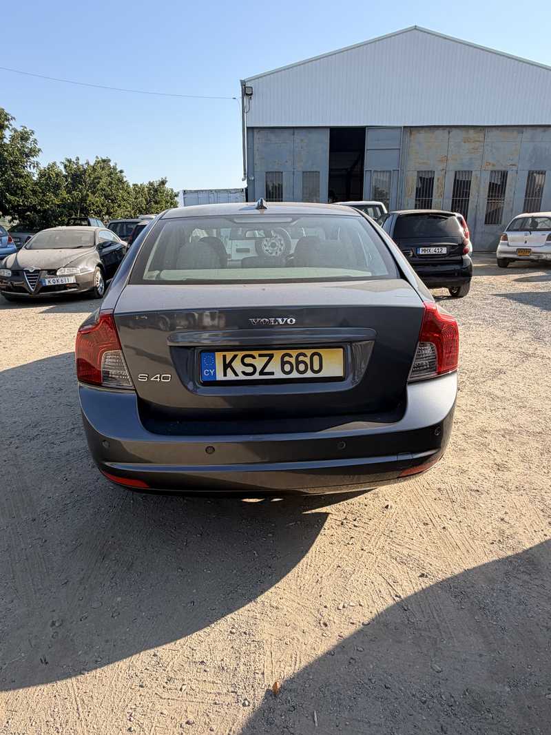 2005 Volvo S40 1,6L 2005 Cyprus