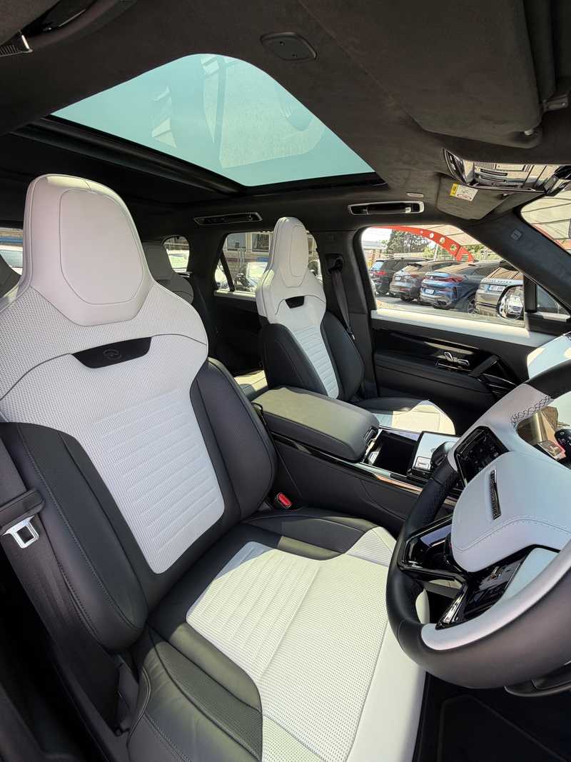 2026 Land Rover Range Rover Sport 4,4L 2026 Cyprus