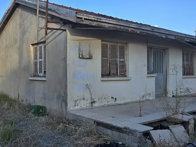 Residential Plot 378 m², Επαρχία Λεμεσού — Κάτω Πολεμίδια
