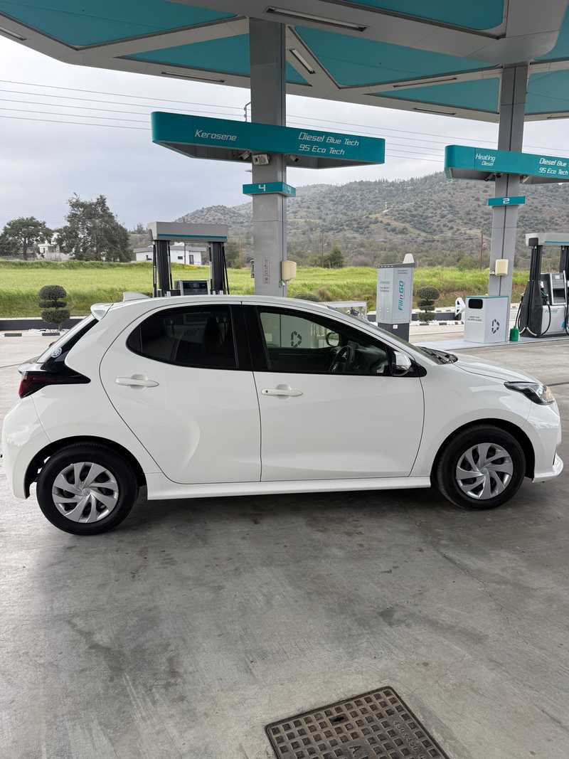 2022 Toyota Yaris 1,5L 2022 Cyprus