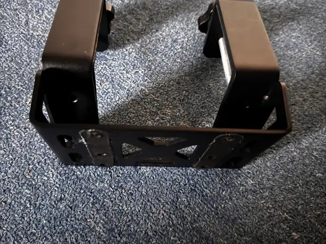 Moza mounting bracket, Limassol — Limassol - Agios Antonios