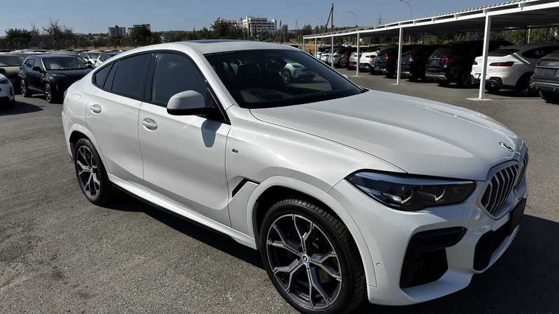 BMW X6 3,0L 2023
