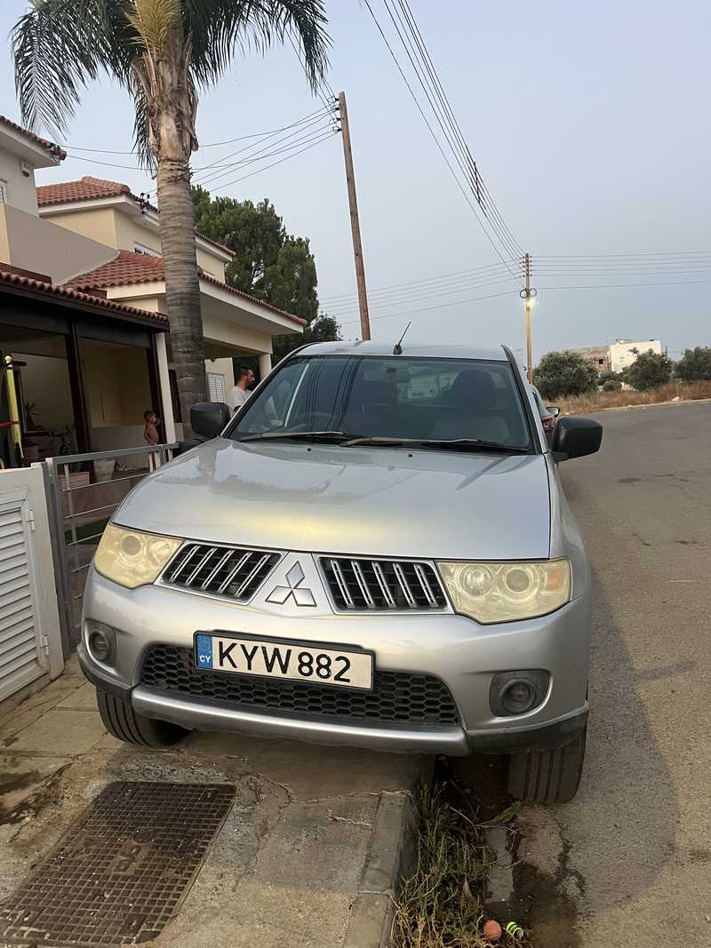 2011 Mitsubishi L200 2,5L 2011 Cyprus