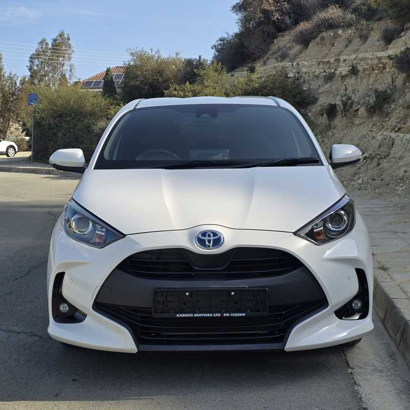 2022 Toyota Yaris 1,5L 2022 Cyprus