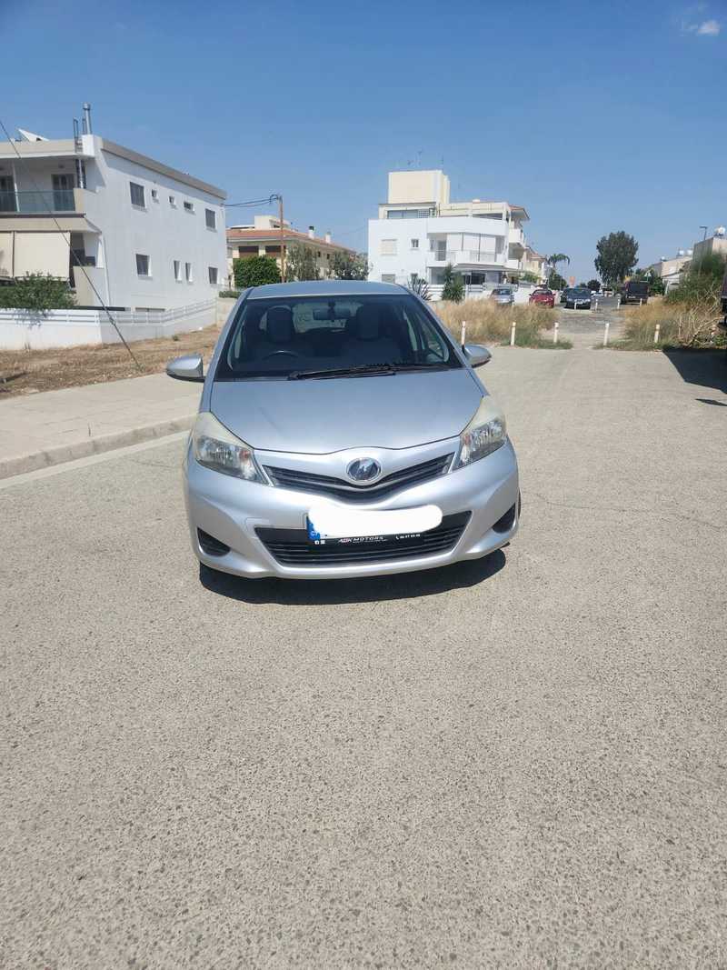 2013 Toyota Vitz 1,3L 2013 Cyprus