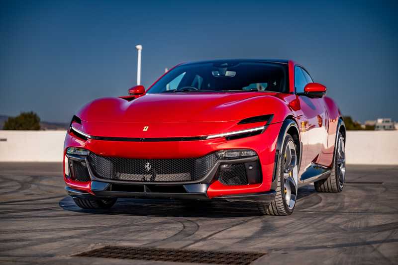 Ferrari Purosangue 6,5L 2025