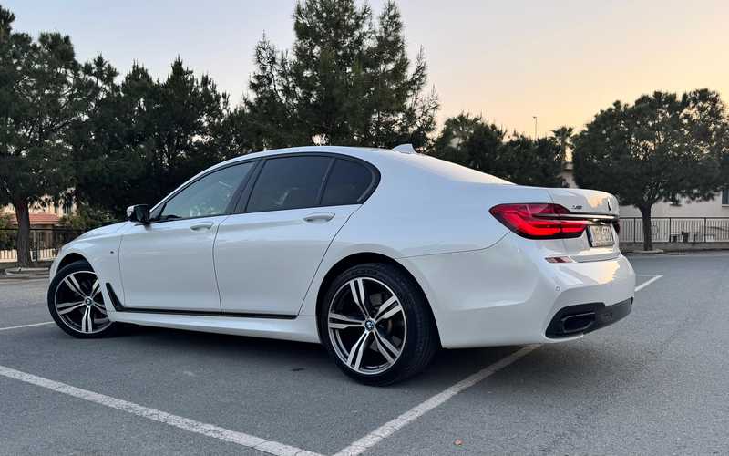 2016 BMW 7-Series 3,0L 2016 Cyprus
