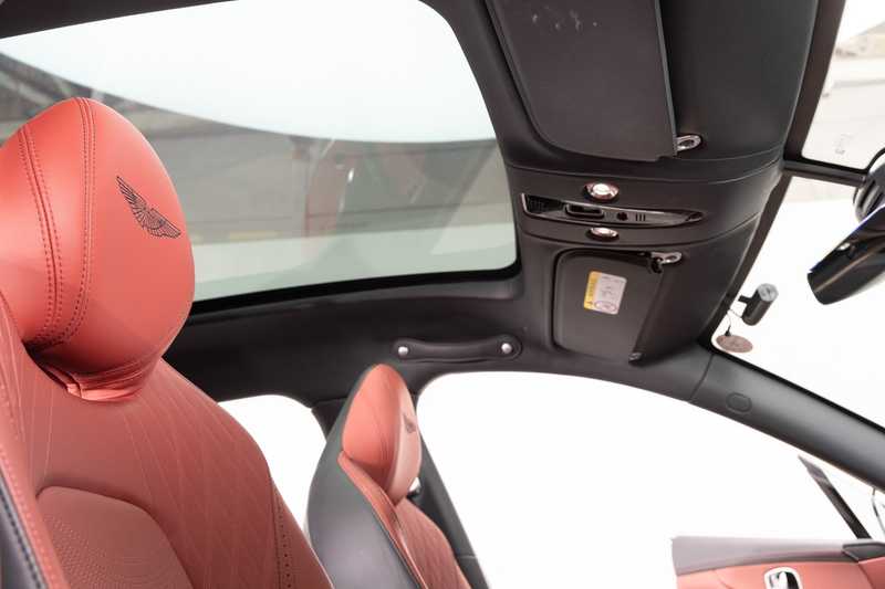 2023 Aston Martin DBX 4,0L 2023 Cyprus