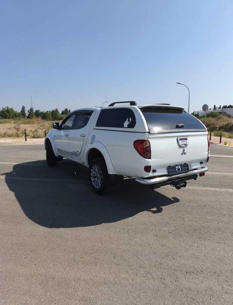 2015 Mitsubishi L200 2,5L 2015 Cyprus