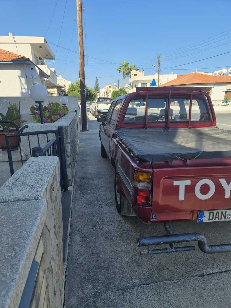 1994 Toyota Hilux 2,8L 1994 Cyprus