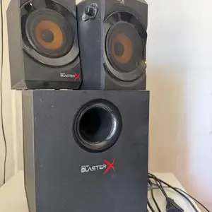 Very good condition speakers, Επαρχία Λευκωσίας — Λατσιά - Άγιος Γεώργιος
