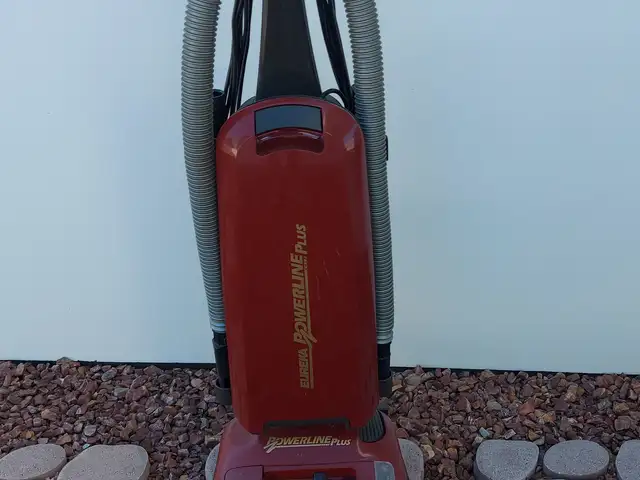Vacuum cleaner 900w, Επαρχία Λευκωσίας — Λατσιά - Άγιος Γεώργιος