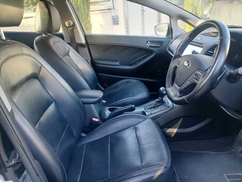 2015 KIA Cerato 1,6L 2015 Cyprus