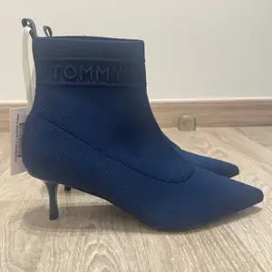 Brand new tommy hilfiger ankle boots, Επαρχία Λεμεσού — Λεμεσός - Αγία Ζώνη