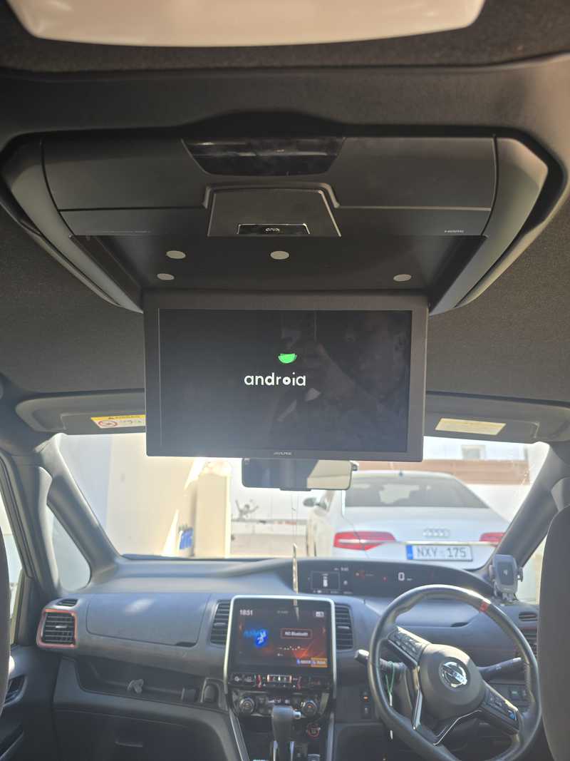 2020 Nissan Serena 2,0L 2020 Cyprus